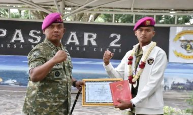 Raih Medali di SEA Games Thailand, Prajurit Yonbekpal 2 Marinir Terima Penghargaan dari Komandan Pasmar 2