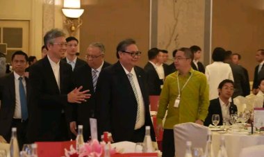 Airlangga Momentum Kemitraan Ekonomi di 20th Anniversary Celebration the China Chember of Commerce in Indonesia