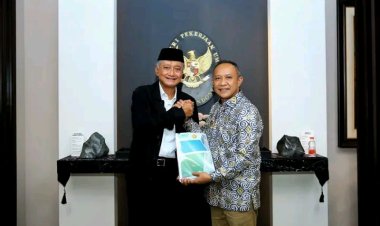 Bupati Selayar Natsir Ali Temui Menteri PU, Perjuangkan Jalan, Irigasi, hingga Pengamanan Pantai ku