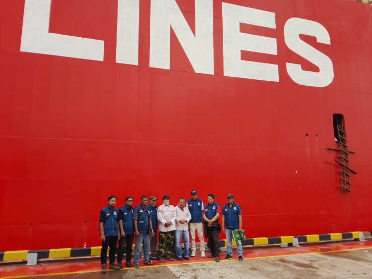 Menebar Kemanusiaan Bersama Kalla Lines