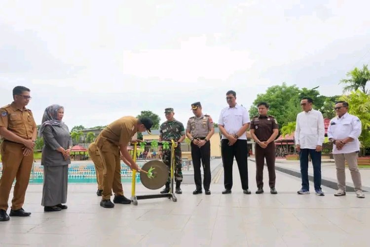Bupati Bantaeng Buka Kembali Kolam Renang Andi Pawiloi